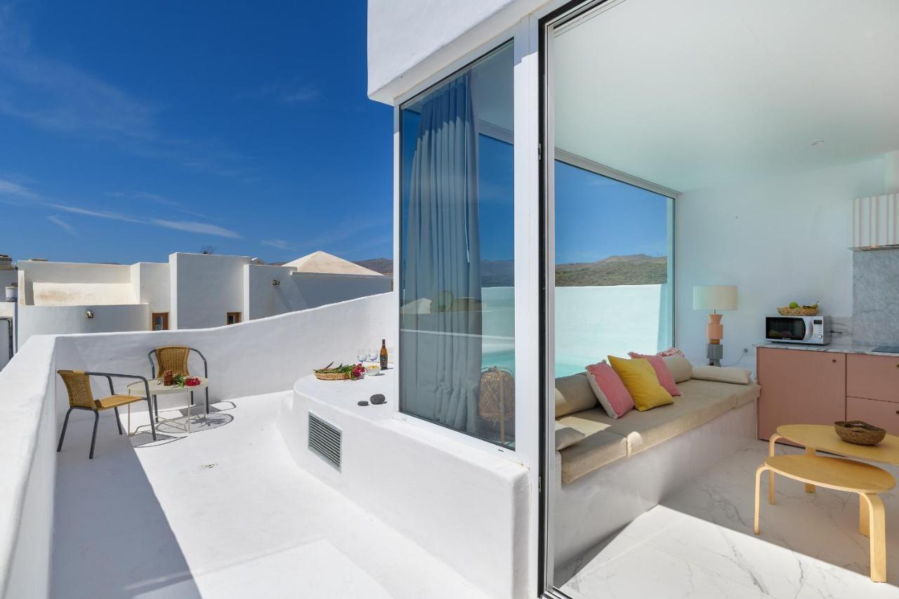 Aquablanca Suite Pool Deluxe En Punta Mujeres Extérieur photo